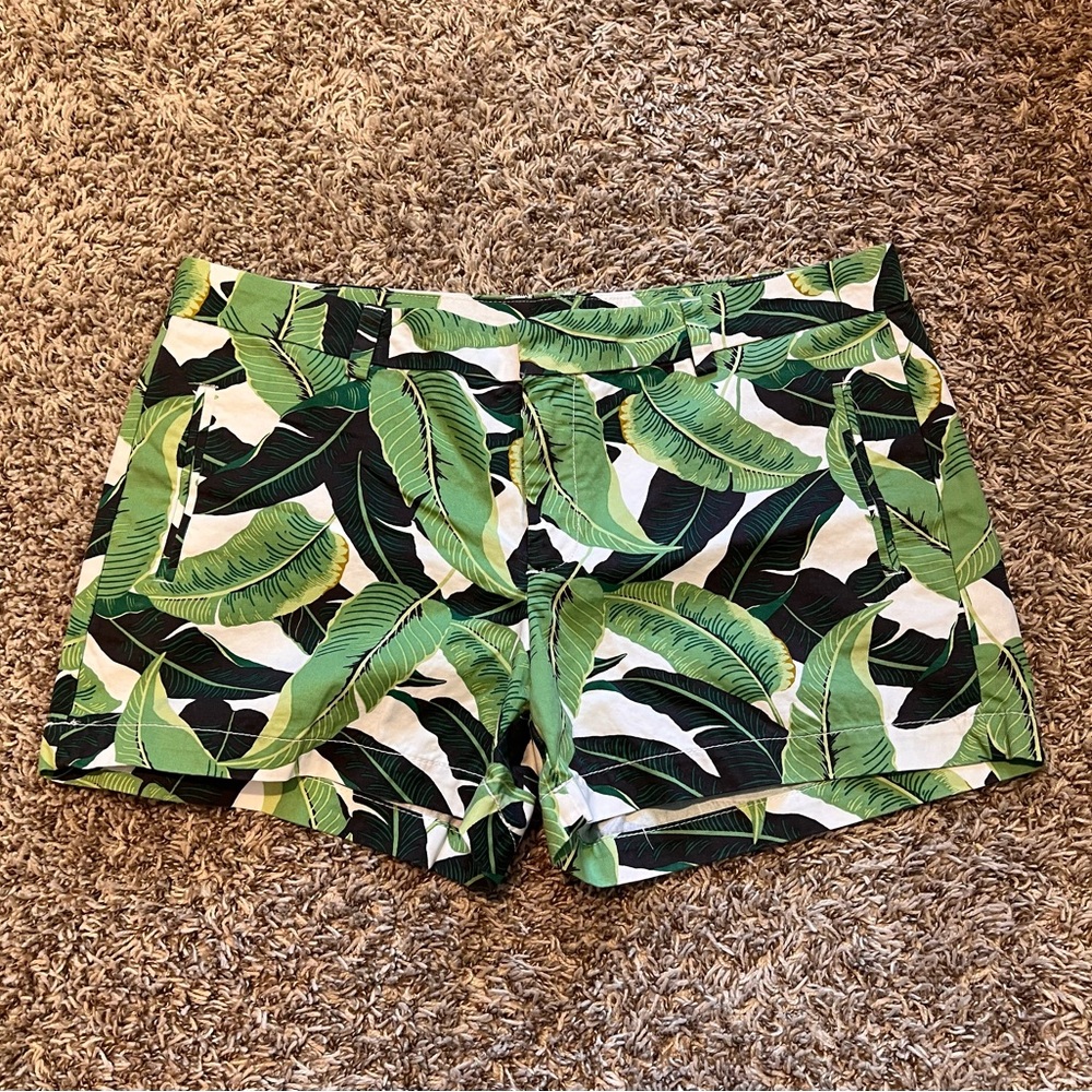 JCPenney Green Leaf Print Women's Shorts